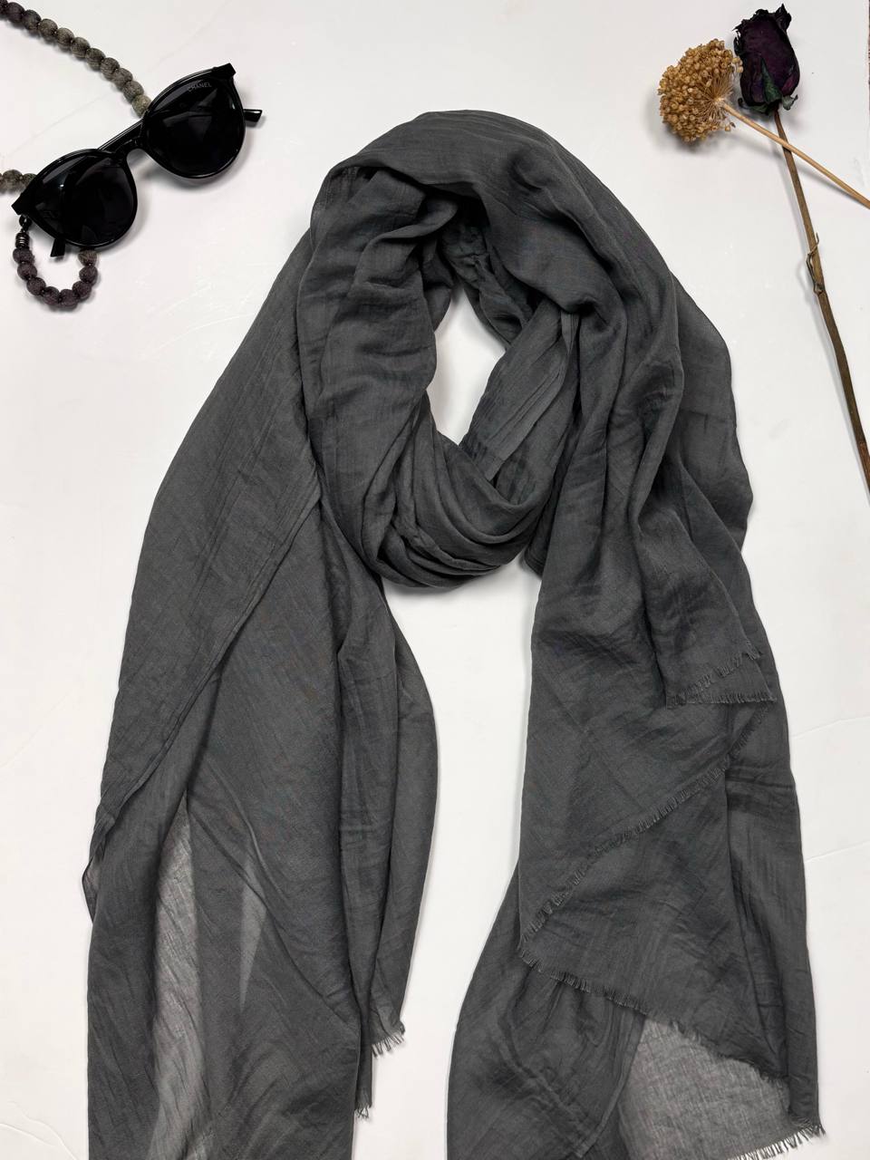 خرید شال گیاهی طوسی نرم و لطیف