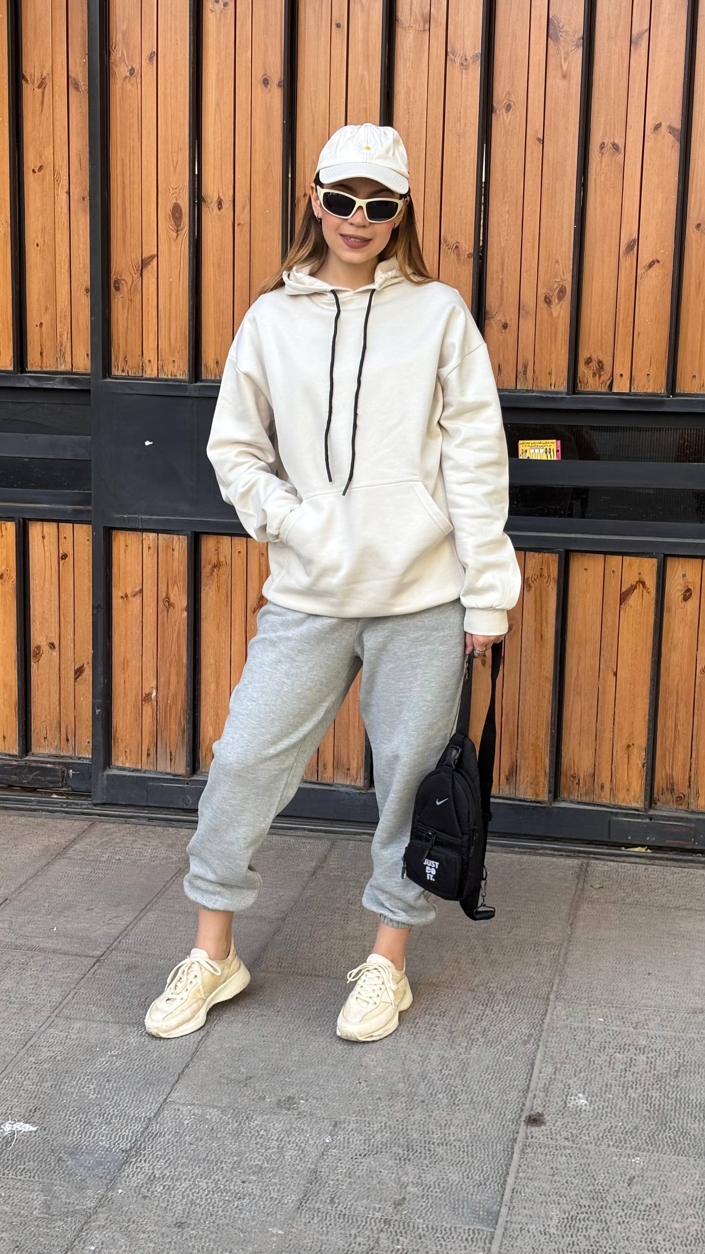 خرید هودی ساده سفید استخونی دخترانه