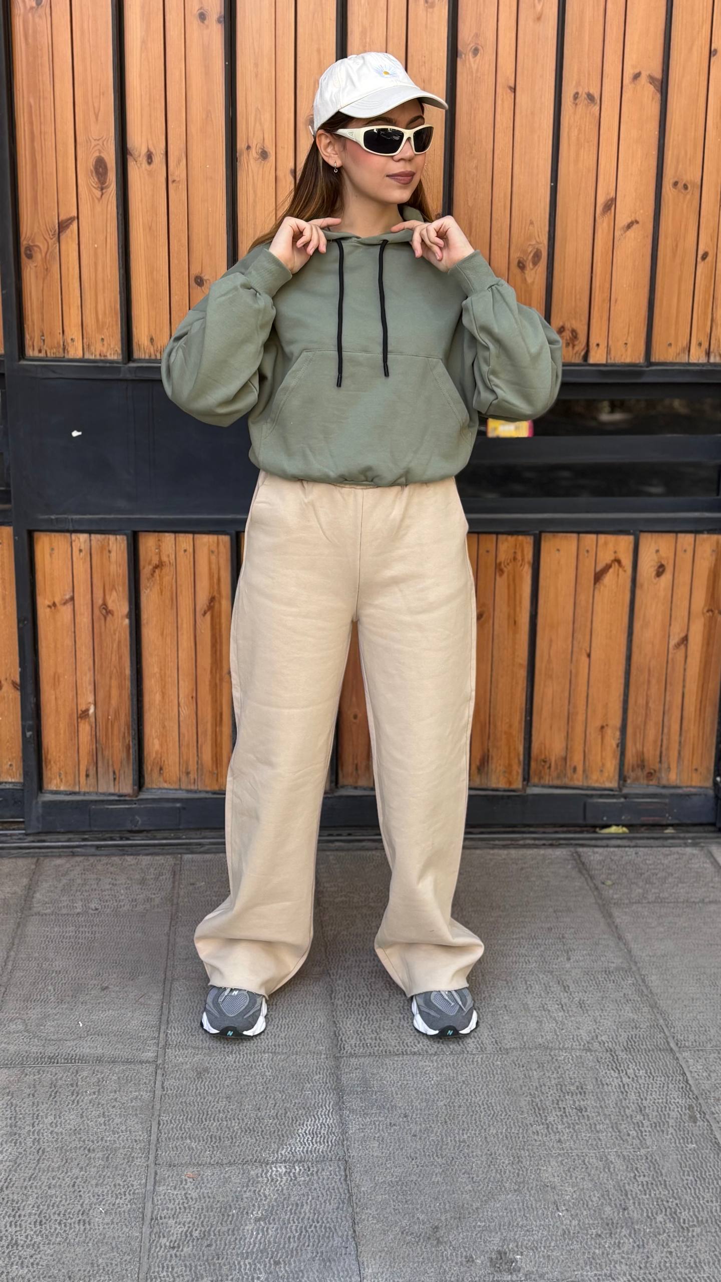 خرید هودی کوتاه تو کرک سه نخ پنبه دخترانه